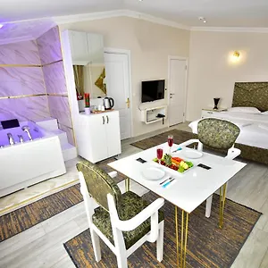 Otel Loca Life Airport, İstanbul